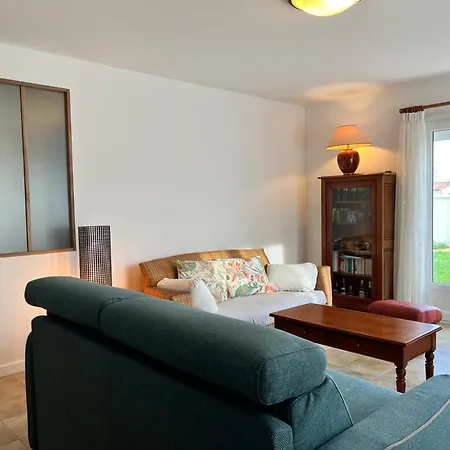 Ferienhaus Havre De Paix Proche Et Village- Jardin Et Parking Le Bois-Plage-en-Ré