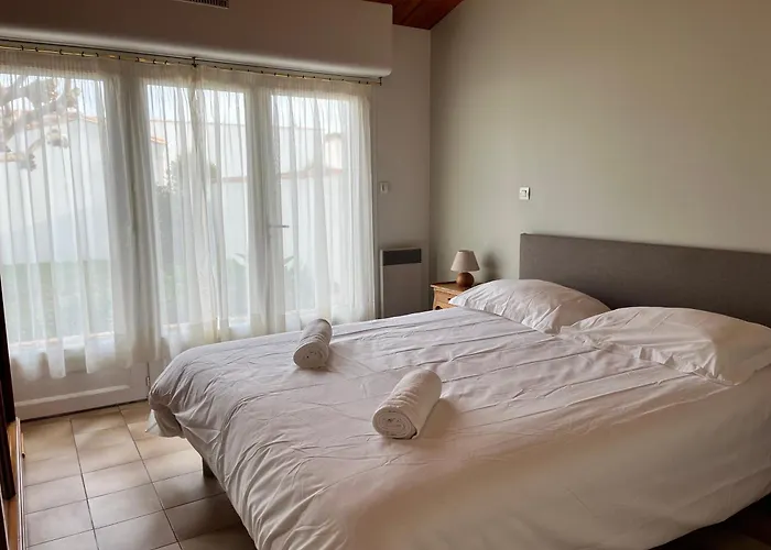 Ferienhaus Havre De Paix Proche Et Village- Jardin Et Parking Le Bois-Plage-en-Ré